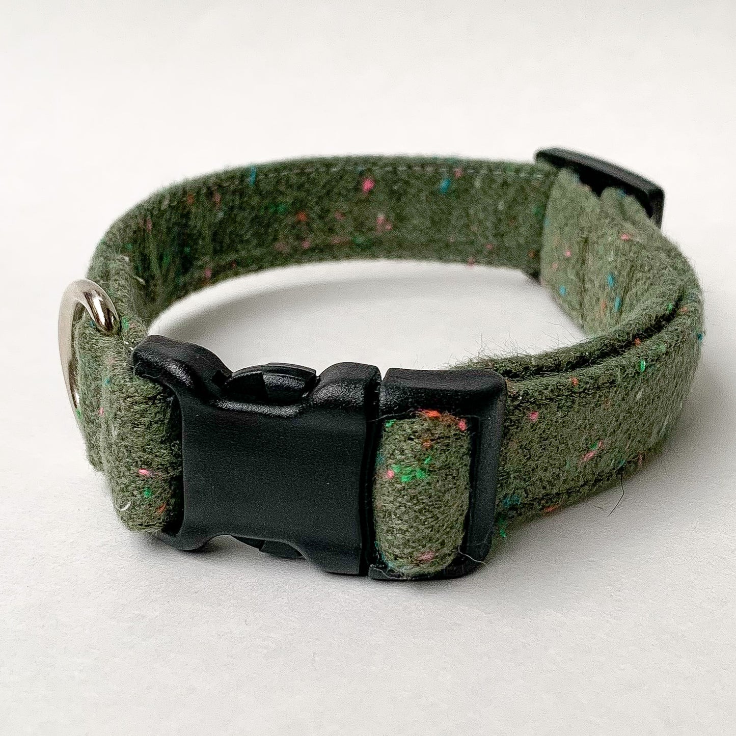 Festive Confetti Holiday Collar