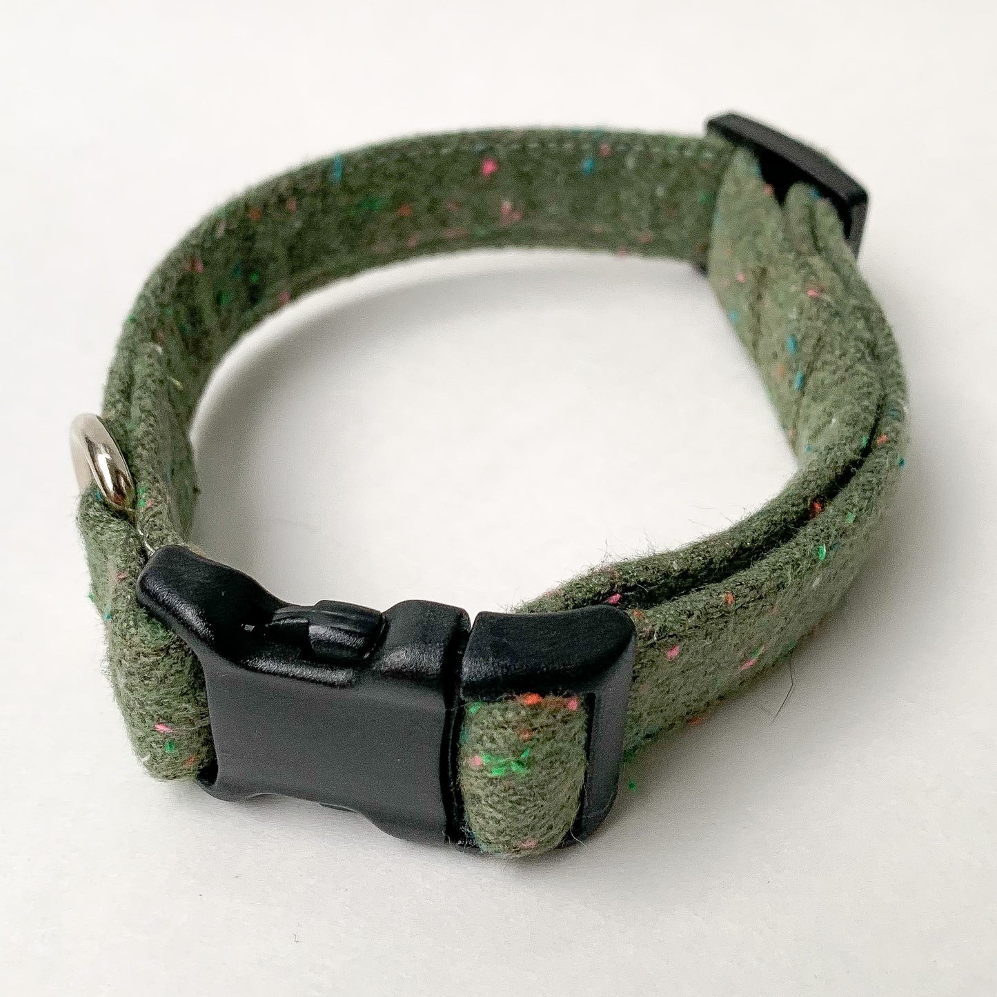 Festive Confetti Holiday Collar