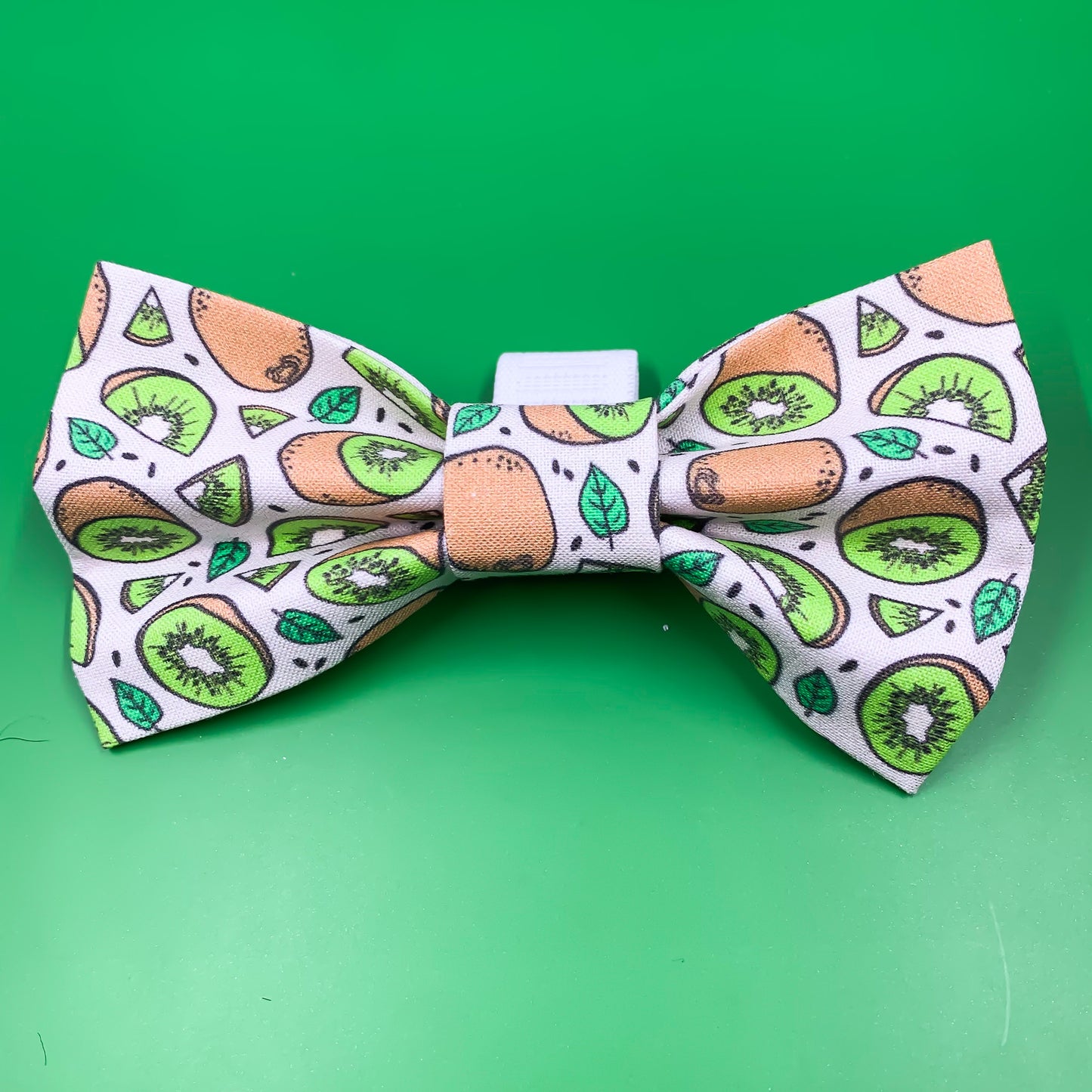 Slice of Kiwi Bowtie